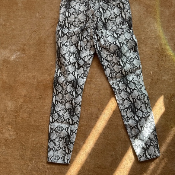 Frame Snake Skin Demin - Picture 4 of 4